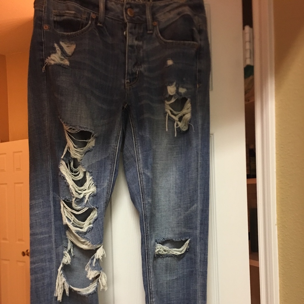 American Eagle Outfitters - size 2 regular tomgirl